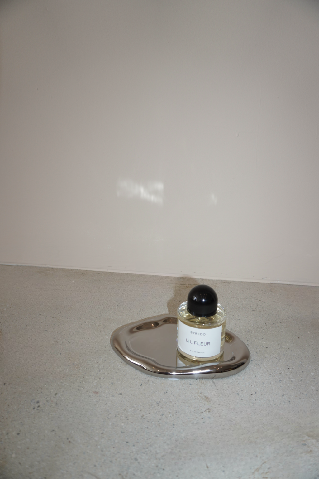 Mavi Display Tray | Modern Vanity Tray