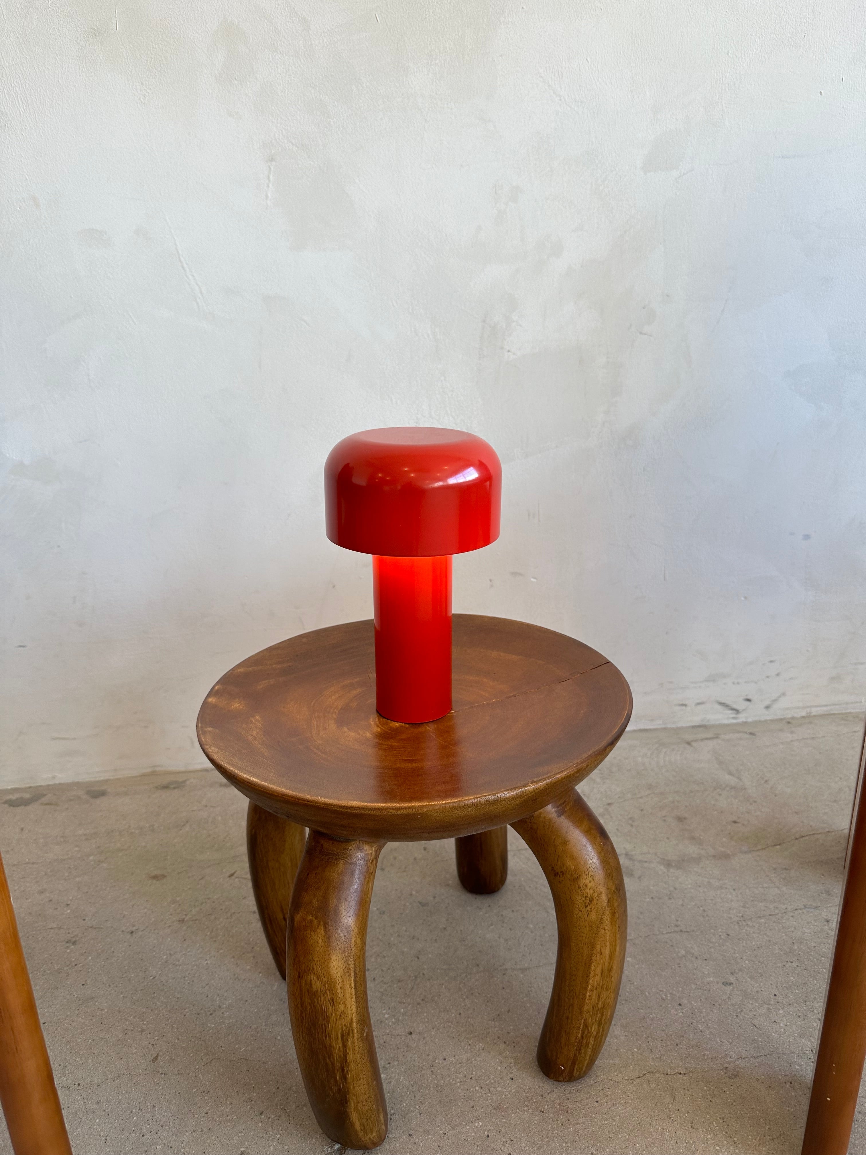 Varo Cordless Lamp | Modern Mushroom Lighting