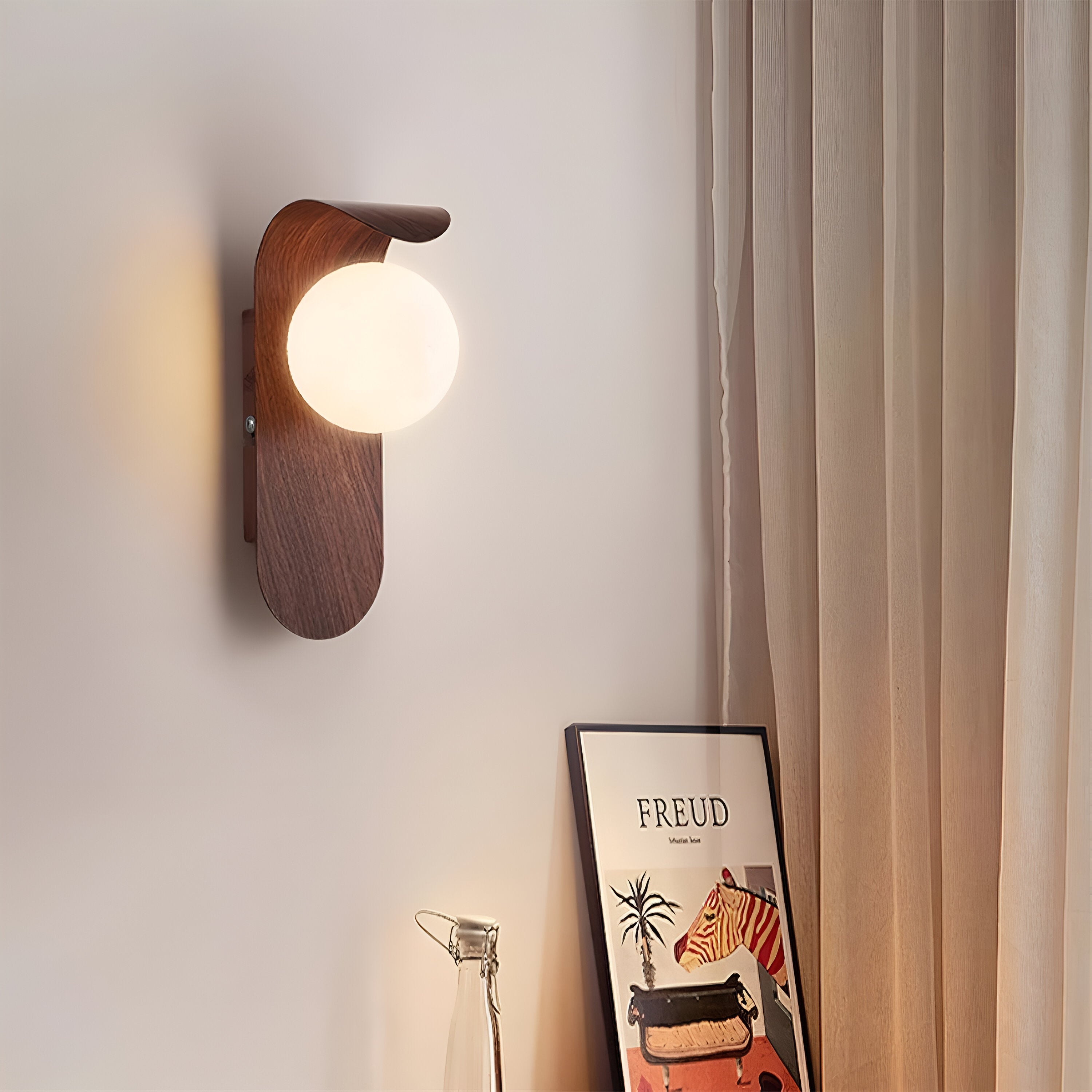 Lira Wall Light | Nordic Wood Accent LED Lighting