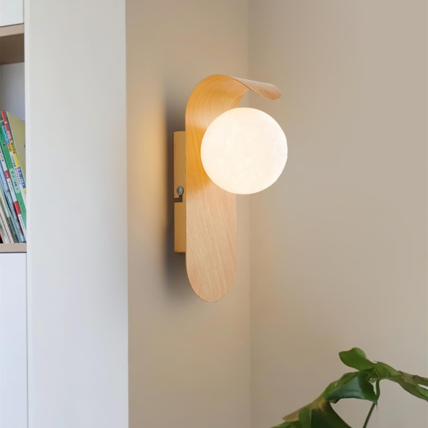 Lira Wall Light | Nordic Wood Accent LED Lighting