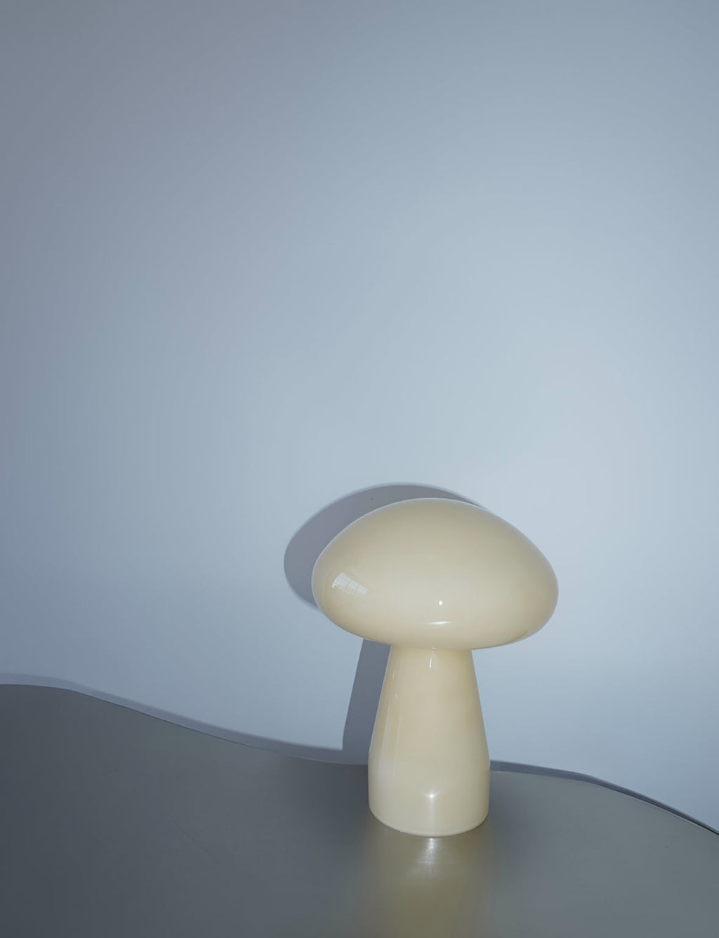 Elva Table Lamp | Modern Mushroom Lighting