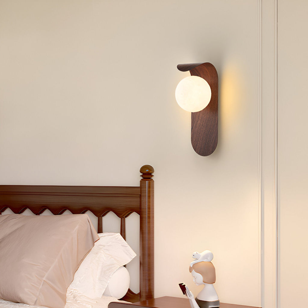 Lira Wall Light | Nordic Wood Accent LED Lighting