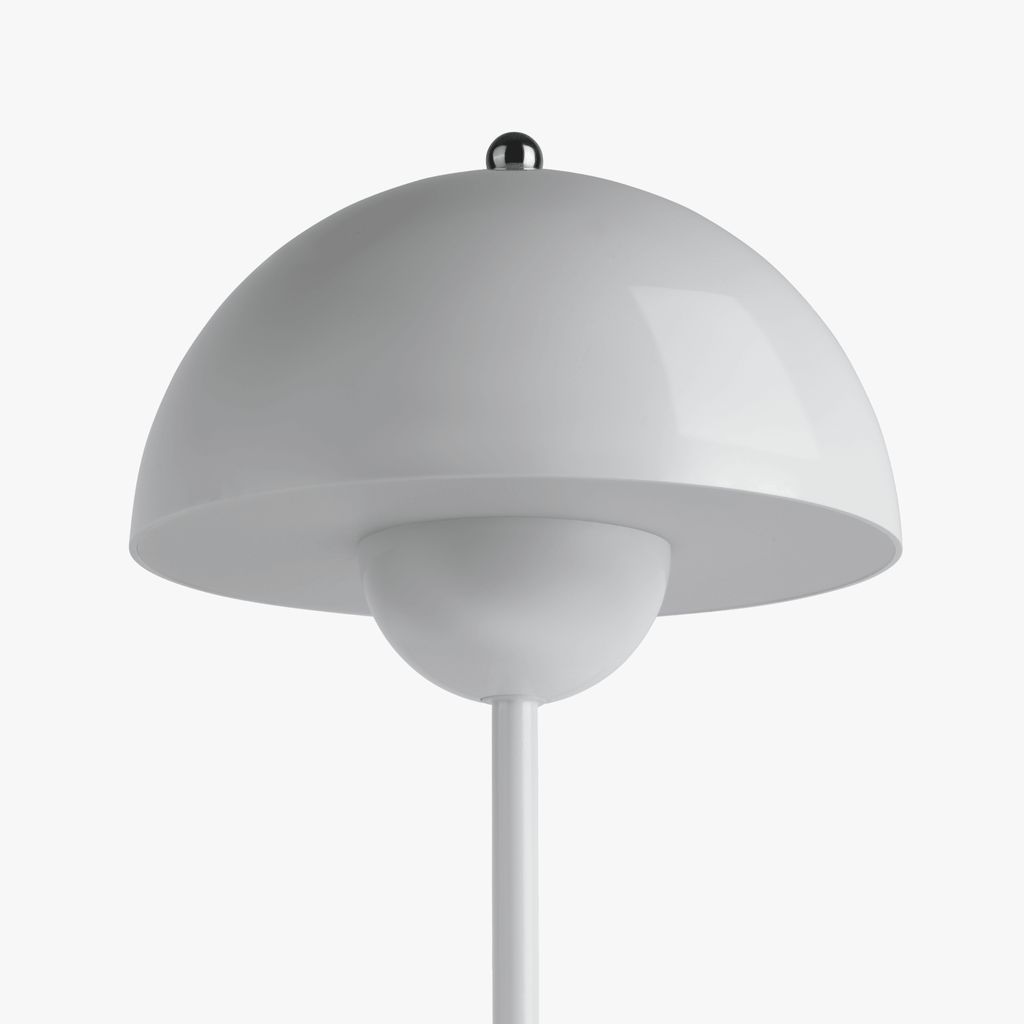 Milna Portable Lamp | Cordless Retro Design with Adjustable Ambient Light