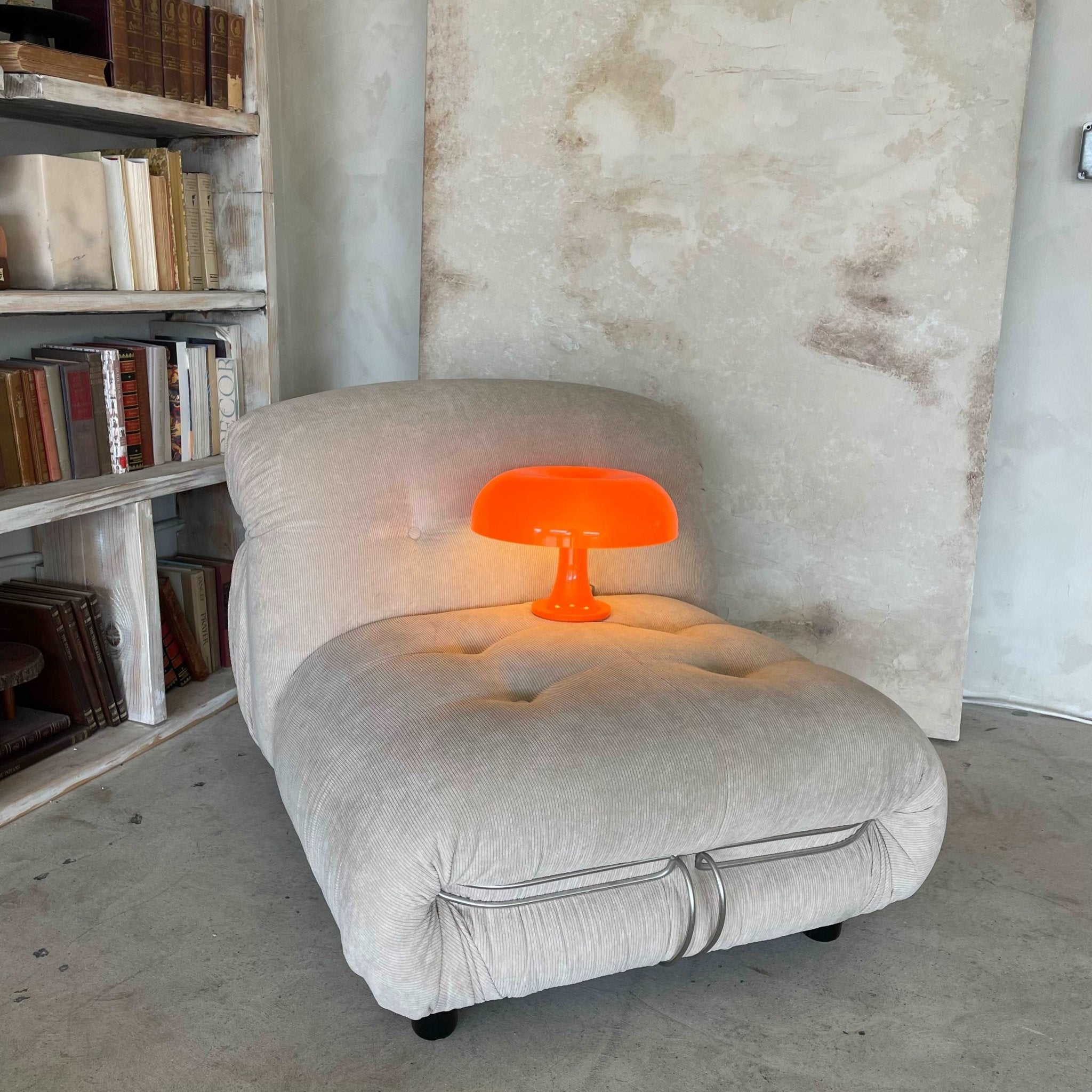 Linello Table Lamp | Modern Mushroom Lighting